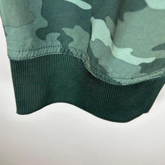 Kyodan Green Camouflage Capri Pants Large - Picture 9 of 13